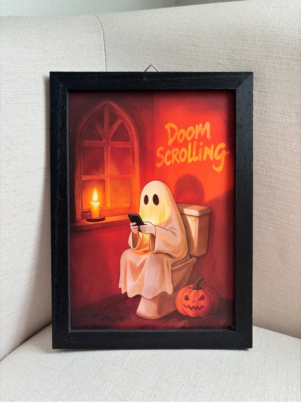 Bullseye’s Playground Ghost Halloween Bathroom Wall Decor